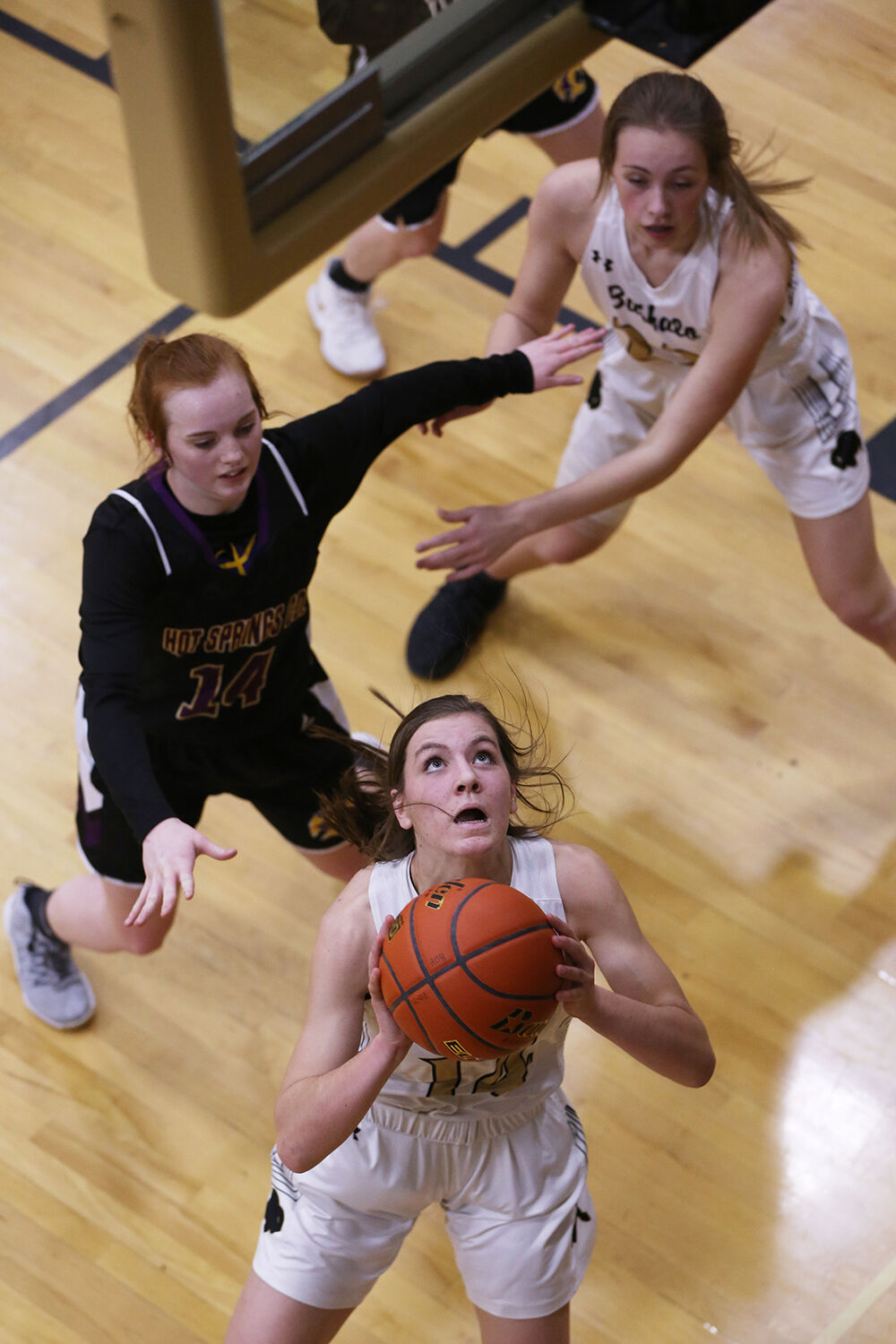 Tess Rule looks straight up to the basket